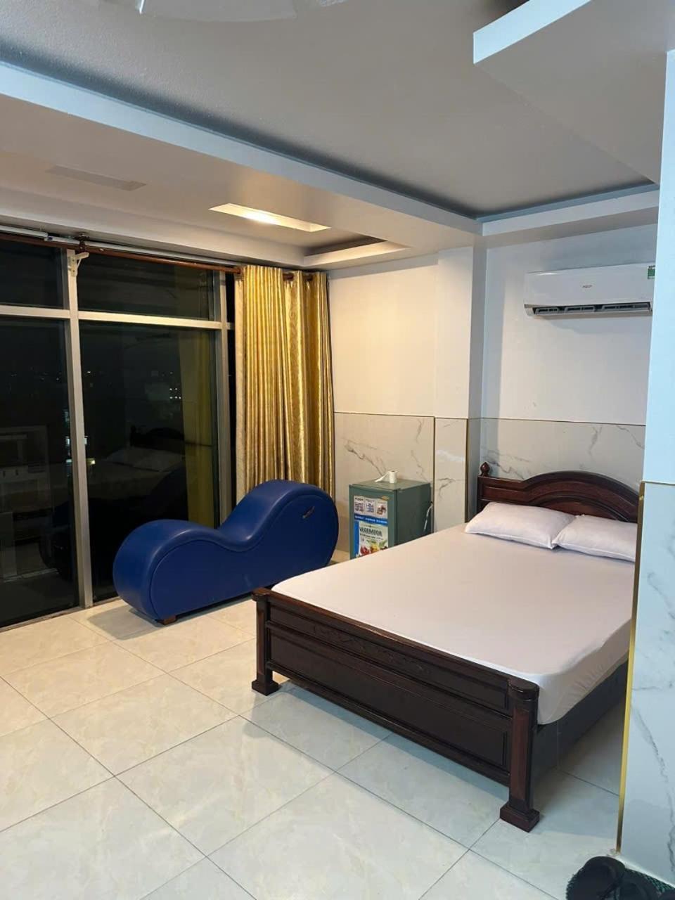 Hotel Anh Phuong II Хошимин Экстерьер фото